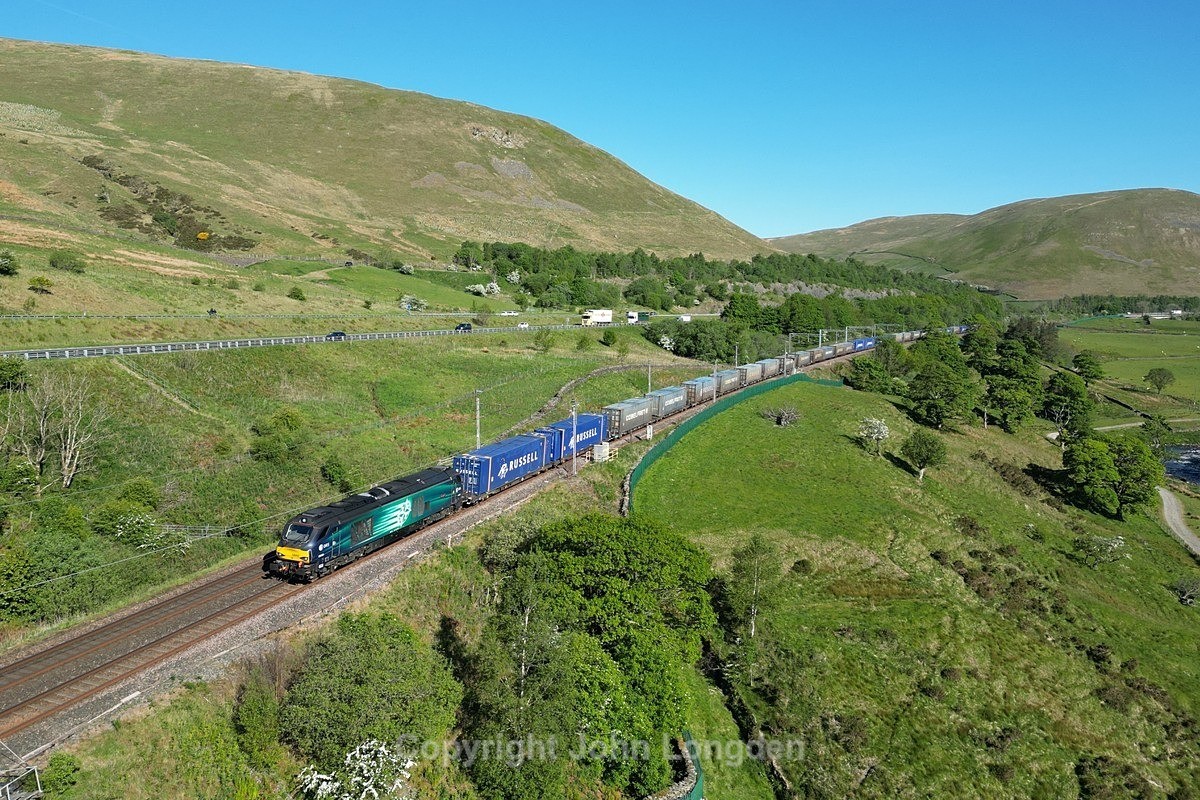 JL - 16.5.25 68xxx 4M27 Coatbridge - Daventry, Dillicar Common - Latest shots