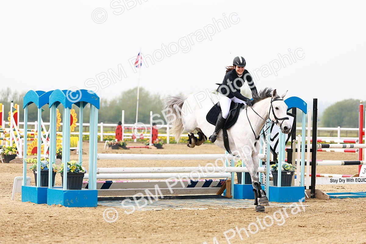  - Class 18 - Senior Newcomers - 1.10m