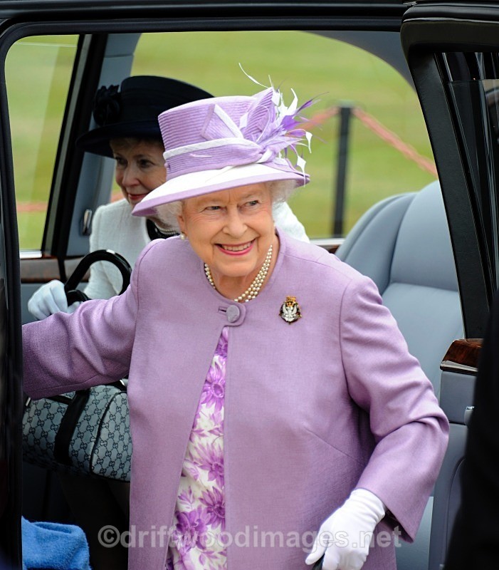  - The Queen at the NMA