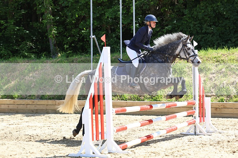 3E7A9514 - Class 8: Senior 80cm