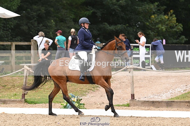 250719A-121001-04640 - 017-Samantha.Meech-Breezeblock