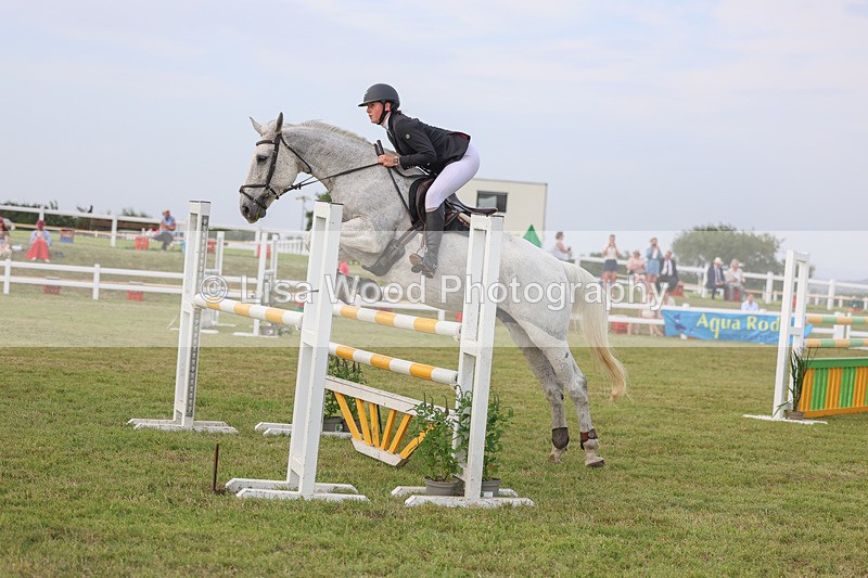 3E7A1049 - Class D: Showjumping Senior Newcomers/1.10m open