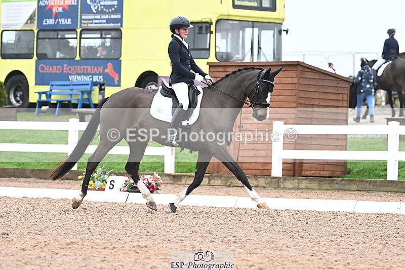 240217A-114039-02391 - 161-Katie.Warner-Active.Nuvalari