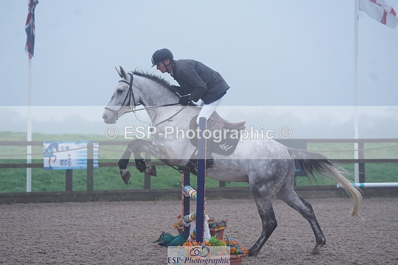 241006A-085654-05305 - Cls 15 A&B Brit Nov & 90 Open