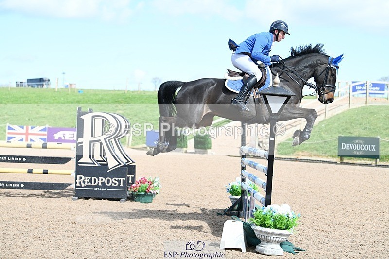 250328-124505-01043 - Cls 3 Snr Foxhunter