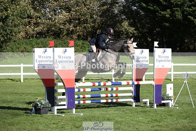 231022-124237-27296 - 471-LISCARROW.SHILOH-Justine.Walker-TrotUp+SJ