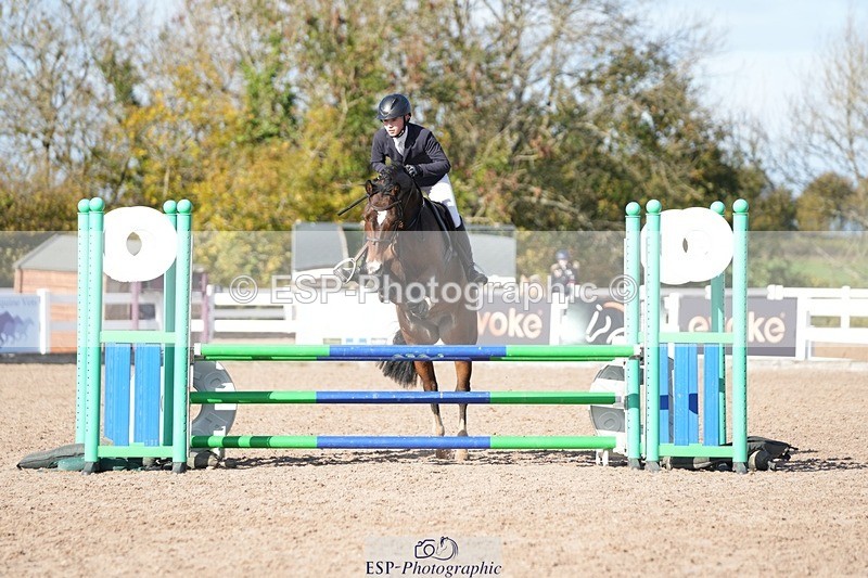 251025-130636-00475 - Cls 9 Pony Winter Discovery and 90cm