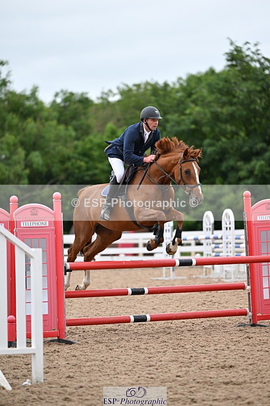 240703A-120140-00240 - Cls 03 Snr 1.05 Open