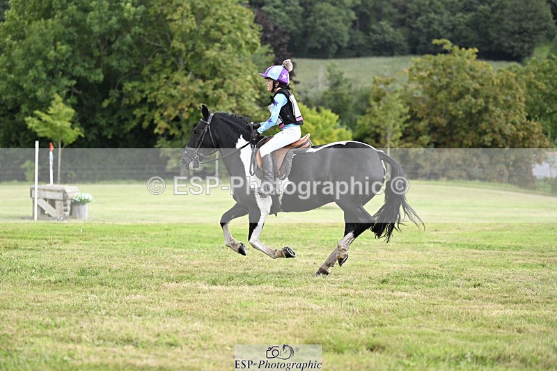 240825X-102544-31339 - 70cm XC 10.00 to 11.00