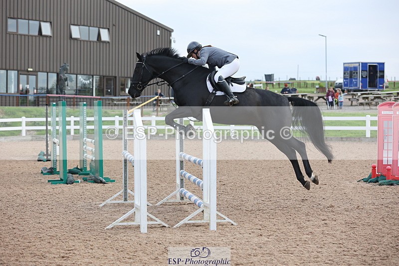 241101A-084902-00427 - FRI Cls 2 British Novice and 90cm Open