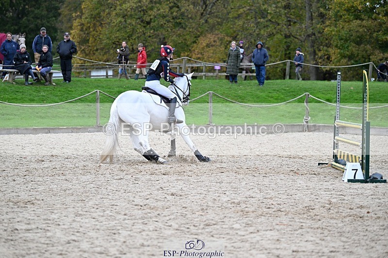 241117-143152-04620 - Cls 3 90-95cm 14.00 to 15.00