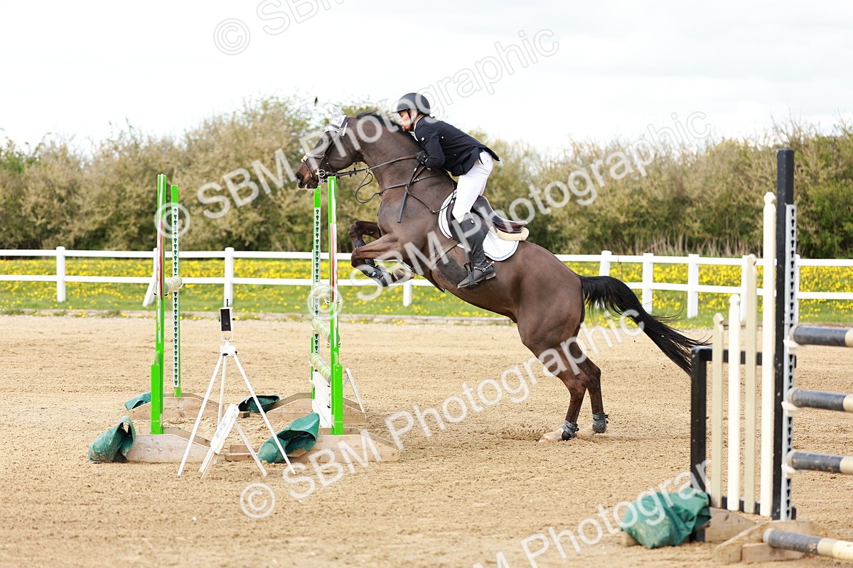 SBM_002582 - Class 5 - Senior Foxhunter - 1.20m