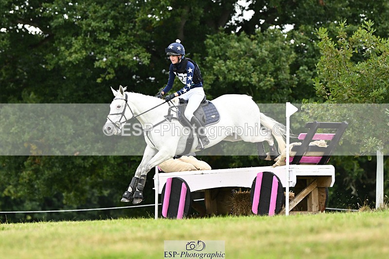 240825X-164241-37328 - 80cm XC 16.30 to 17.30