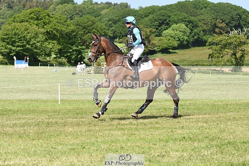 230527-111838-08824 - 305-BARRINGTON_57-Izzy_Taylor-XC