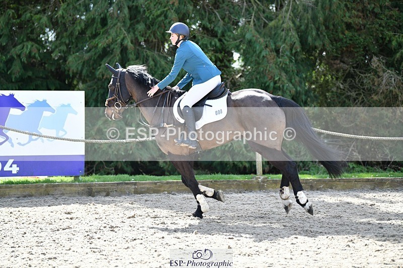 240324-120710-02461 - Cls 9 Snr 1.05m Open