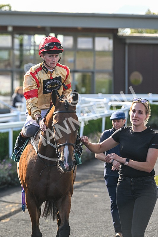 090925-Race 4-U Sure Do-8914 - Race 4