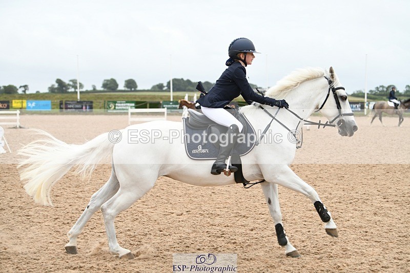 250807-104550-00324 - 80cm Round 1