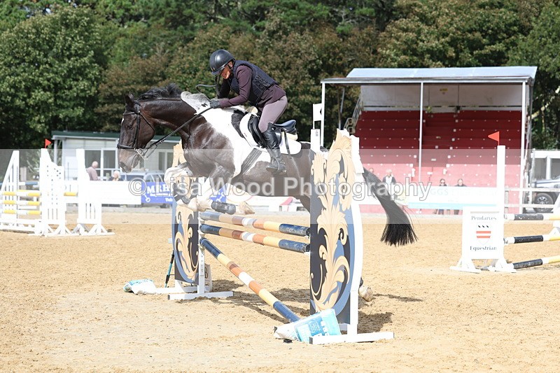 3E7A9719 - Class 10: Senior 95cm open