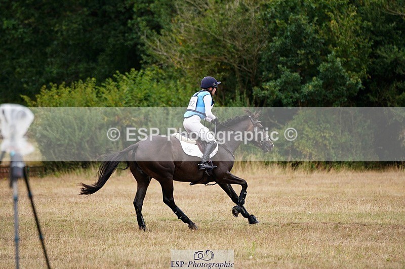 250803A-140604-15471 - O-692-Izzi.Kirk-OMIGOSH