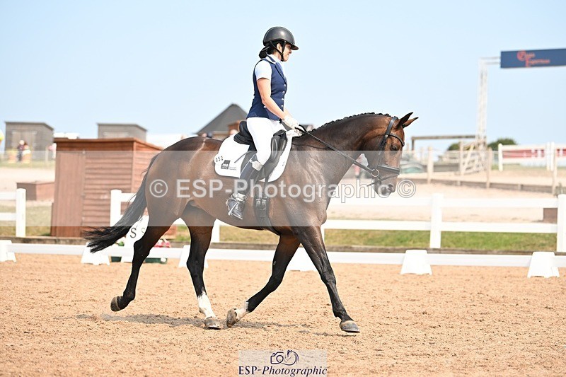 250816-141037-05025 - 052-Marcela.PomphreyLinkeltje.DE.J