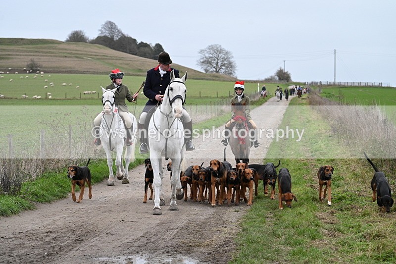 WJ7_1235 - Walk Home