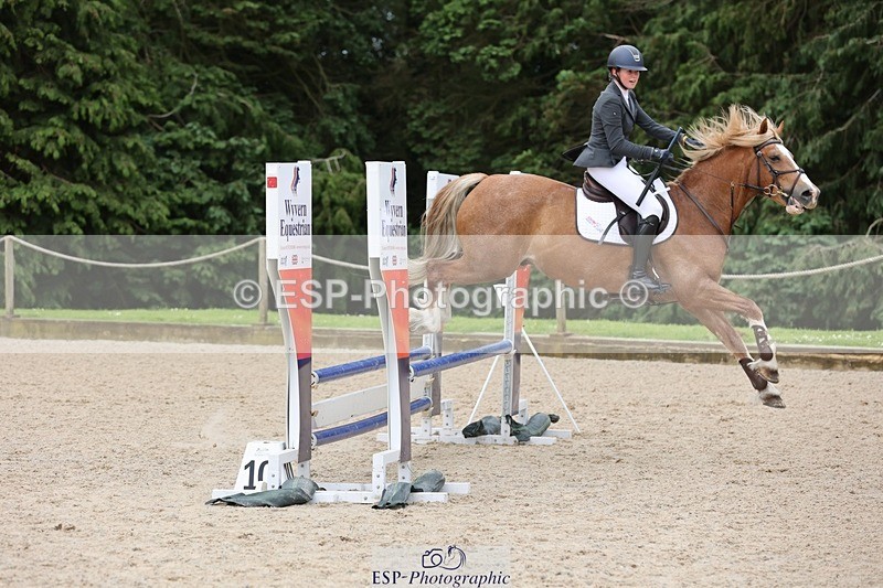 240615-161820-02285 - Cls 9&10 Club and Schools 70cm