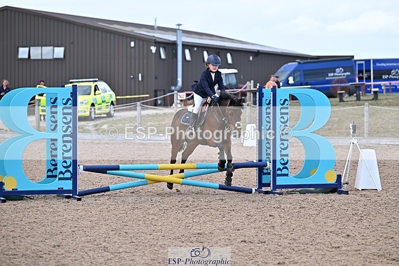 250826-152156-00091 - Clear Round and 60cm