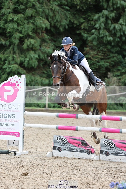 250705A-111027-14036 - Cls 33 Snr British Novice and 90cm Open