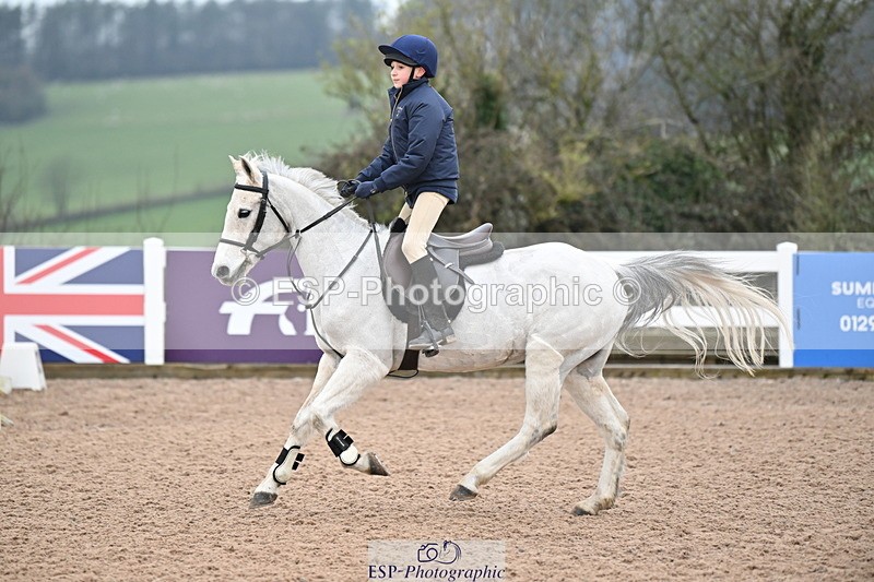 240309A-101119-00041 - Cls 1 Pony Intro 70cm