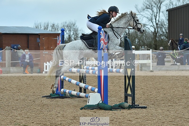 231119A-125636-05831 - Sun Cls 25 Stepping Stones 128cm & 138cm