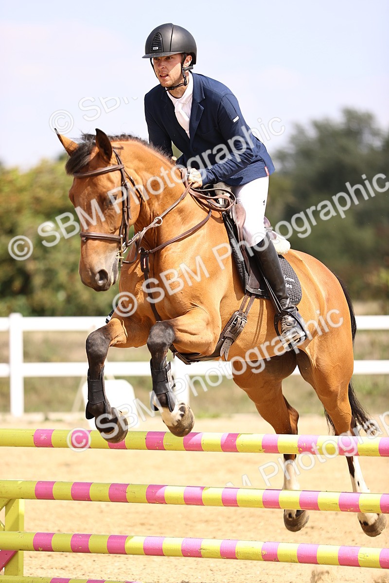 SBM_006332 - Class 11 - Senior Discovery - 1.00m