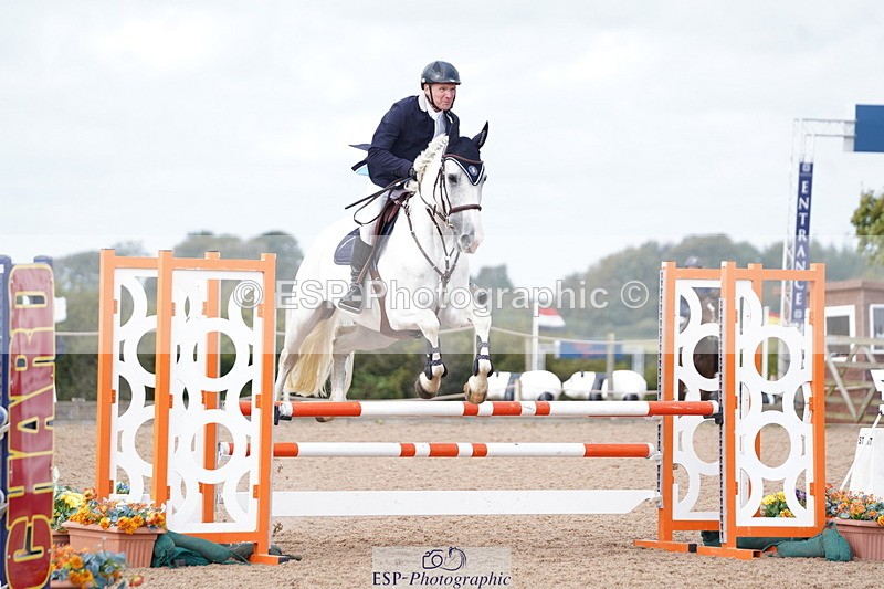 241005A-120052-04661 - SAT Cls 9 Snr Discovery &1m Open