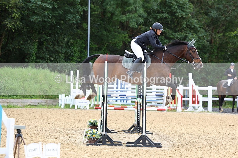 3E7A5938 - Class 4: Senior British Novice/90cm open