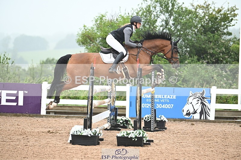 240720A-121219-14721 - Cls 11, 1 Star Bronze Tour 1.15m