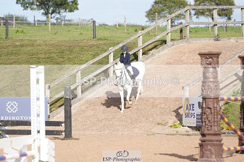 260926-154203-01279 - Cls 13 70cm Speed Derby