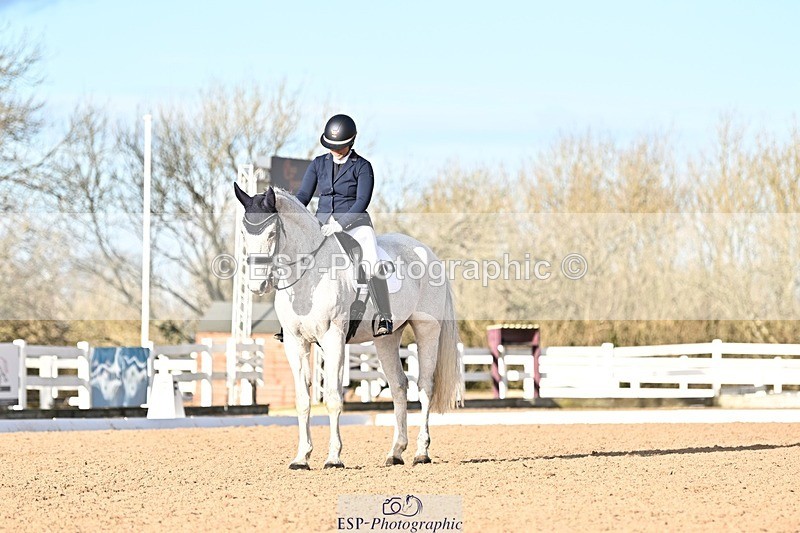 241214-132538-01919 - 162-Layla.Ambersley-Broadbent-Galwaybay.Buddy