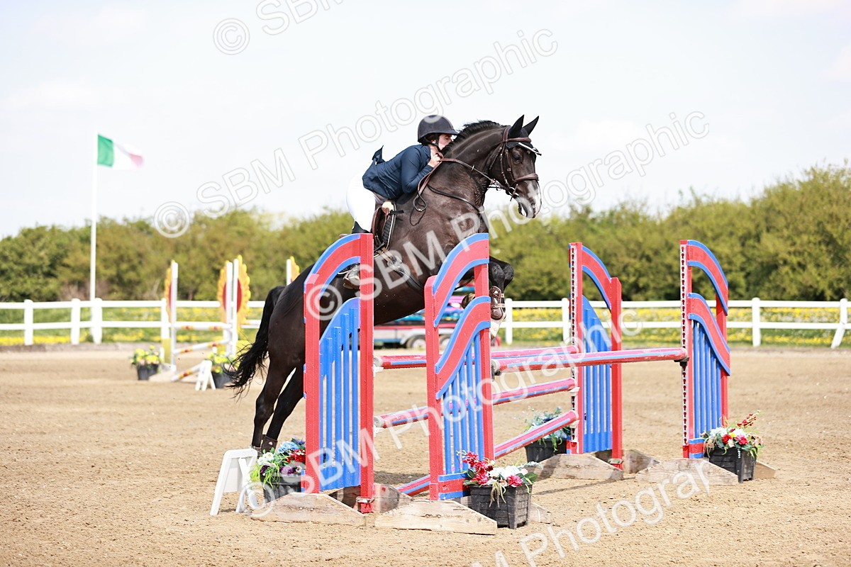  - Class 23 - Senior 1.05m