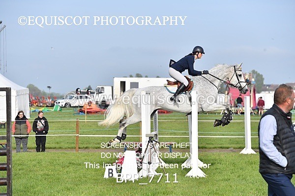 BPP_7711 - CLASS 6 Nisbets Fresh From The Farm & The Golf Inn 1.00m Amateur Championship