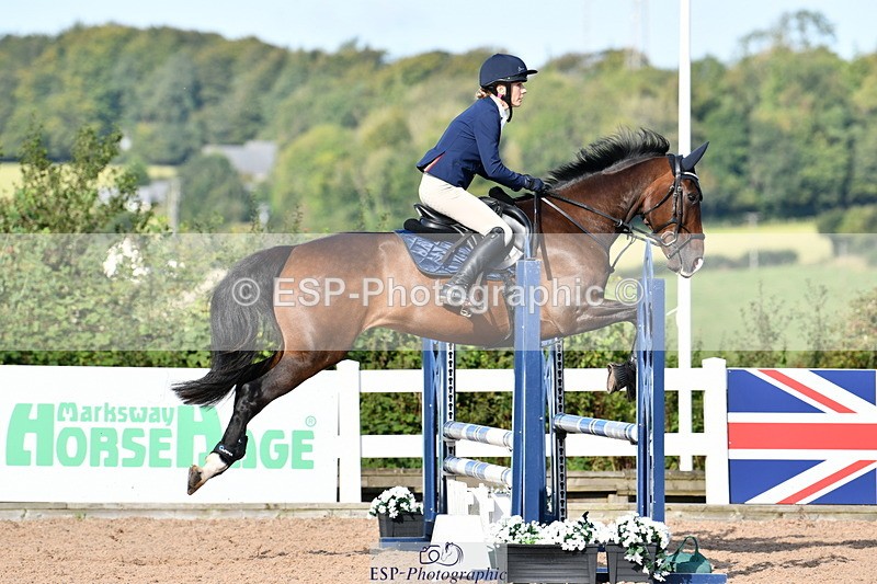 240913A-100316-03085 - Cls 20 Snr British Novice and 90cm Open