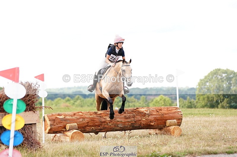 250803A-161516-17097 - Q-751-Fiona.Lewis-BALLYANNY.BUTTONS