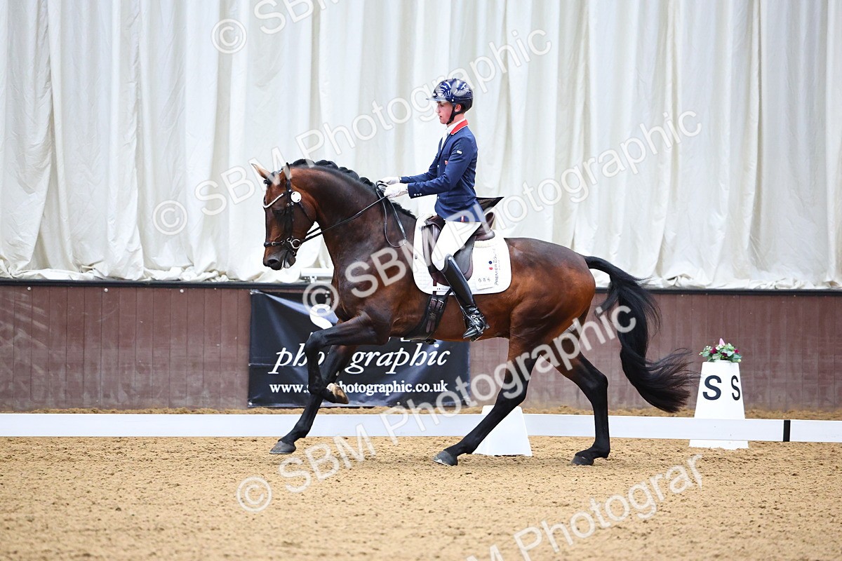 SBM_005306 - Class 5 - Novice 6 - 9.30-10.33