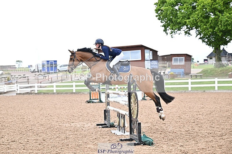 260520-140620-00748 - Cls 6 Foxhunter and 1.20m Open