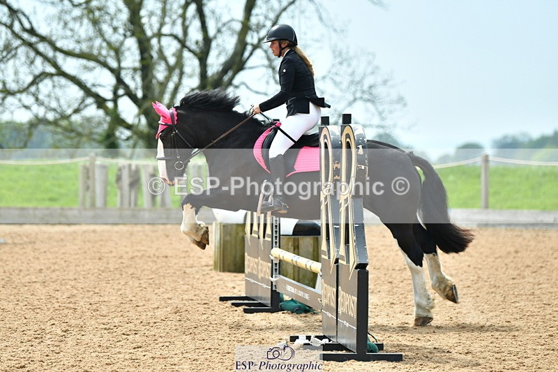 230513A-125818-00942 - Cls 34+35 Club 60cm