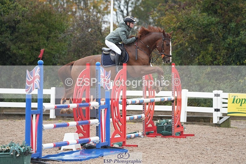 251003-124323-00886 - Cls 9 1.05m Amateur Qualifer