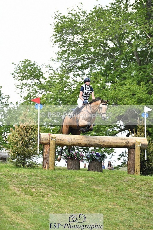 230528-135152-17125 - 464-GRANDE_BY_DESIGN-Emma_Manton-XC