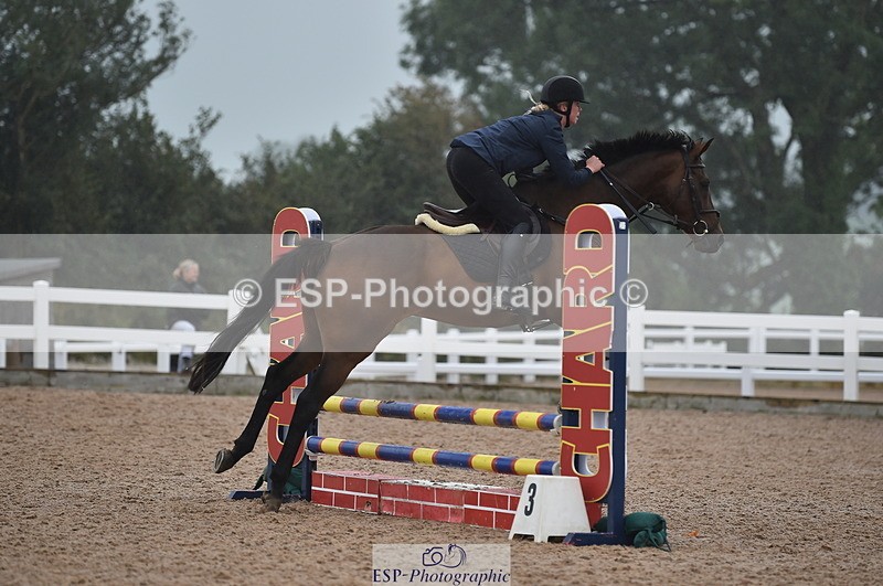 220829A-161118-00158 - 70cm Classes 3a 3b & 4