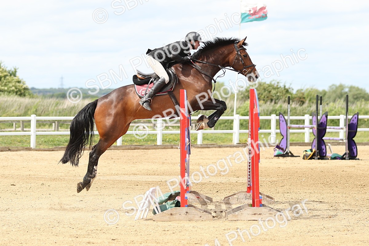 SBM_001144 - Class 4 - Senior Newcomers - 1.10m