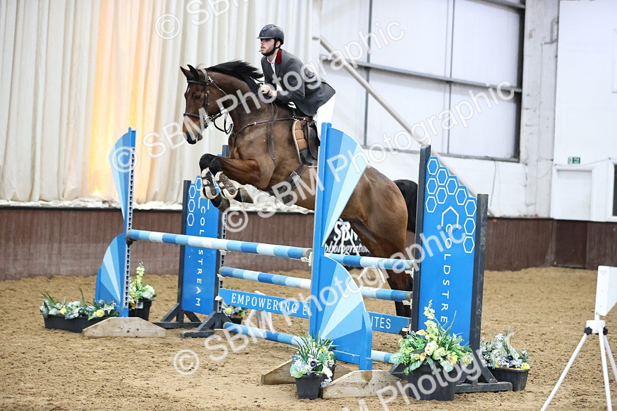 SBM_005531 - Class 17 - Senior Newcomers 1.10m
