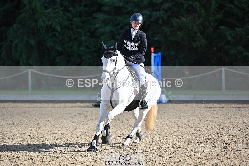 241027-110608-16607 - 456-Jessica.Saunders-RATHLEE.OG