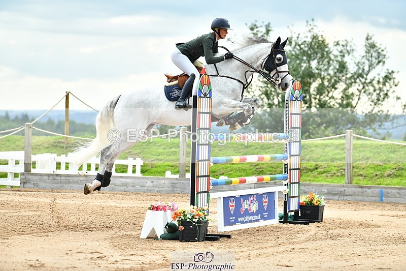 230720A-164305-04378 - Cls 9 2 Star Big 1.40m break to end